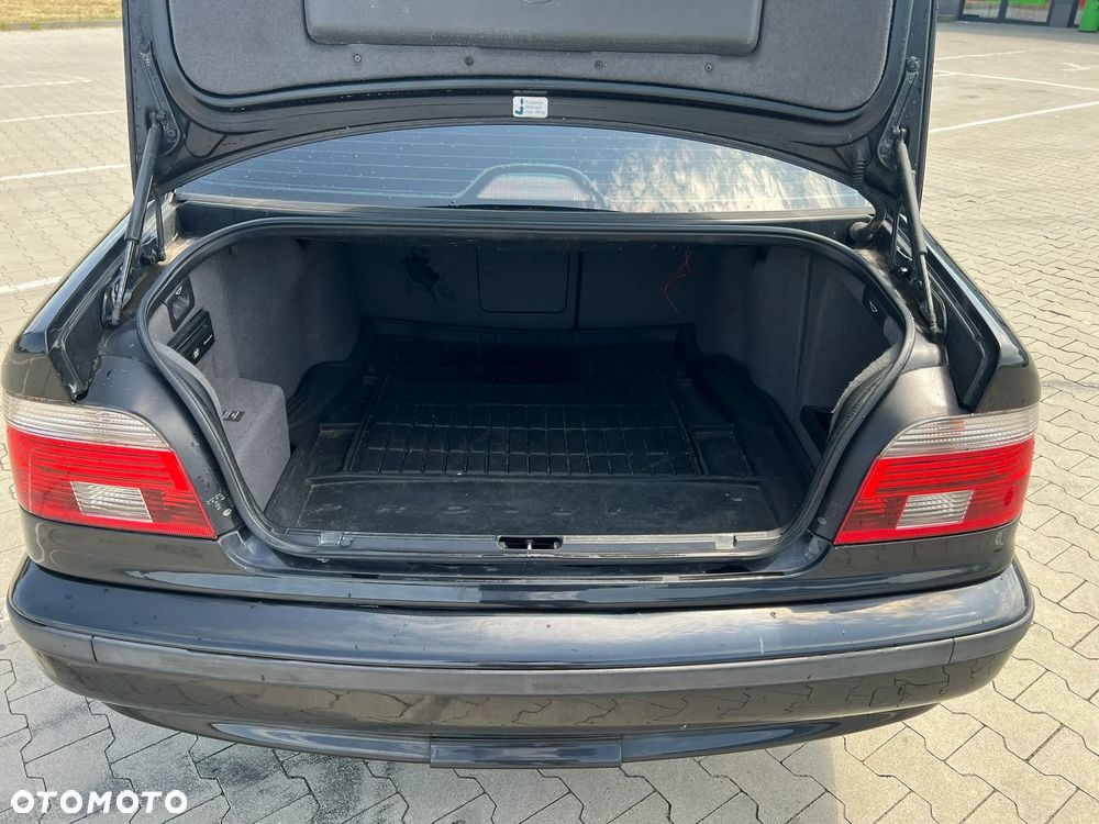 BMW Seria 5 - 8