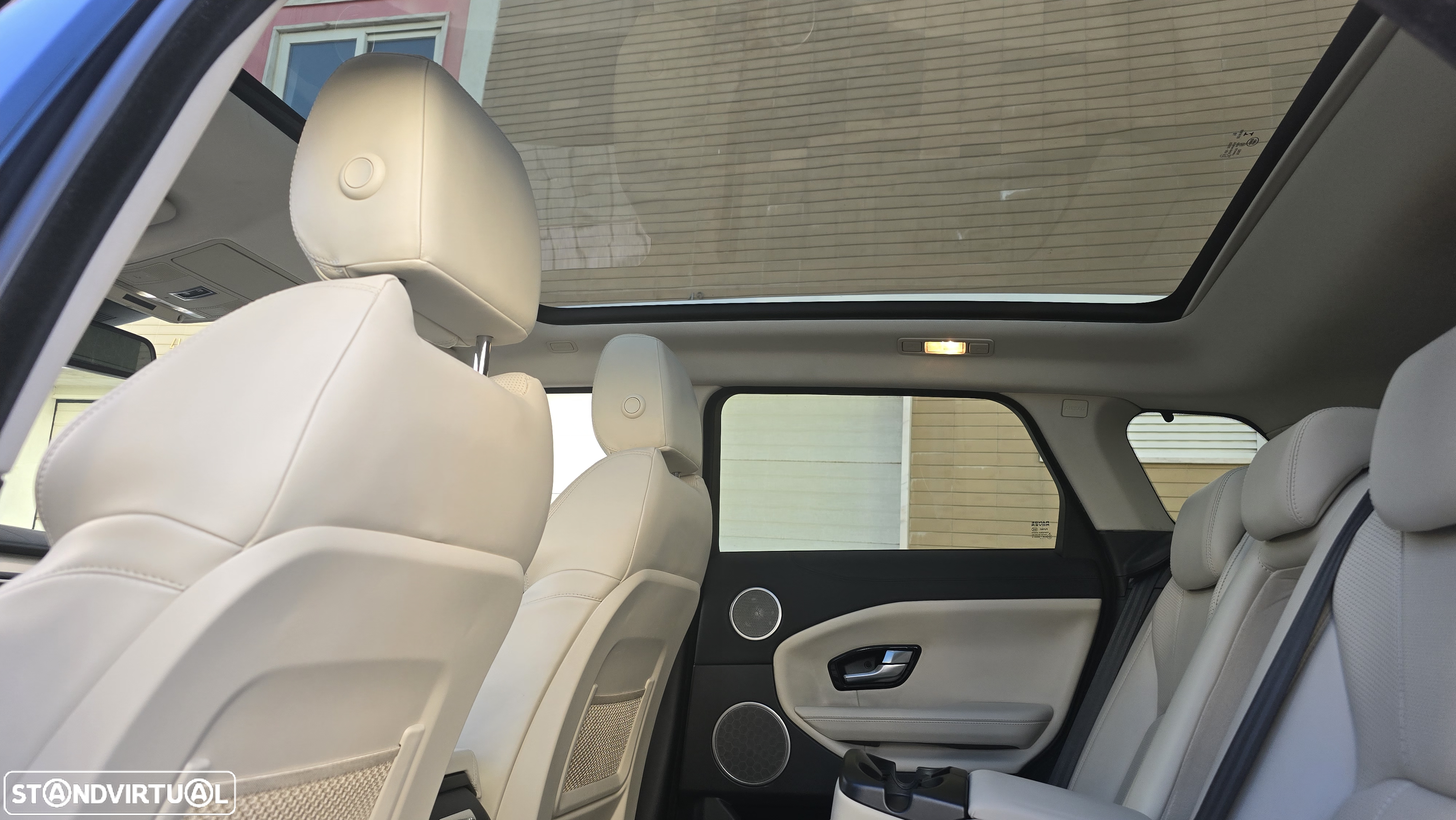 Land Rover Range Rover Evoque 2.0 TD4 SE Auto - 24