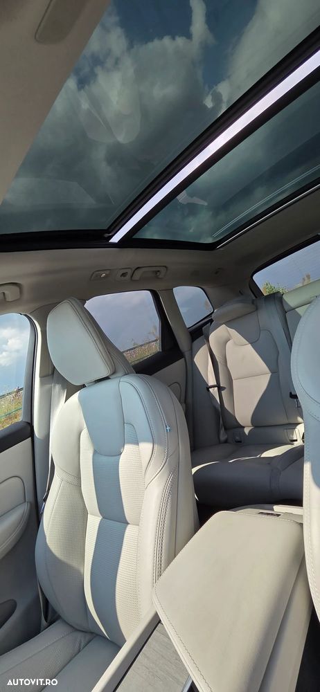 Volvo XC 60 T8 AWD AT PHEV Ultra Dark - 14