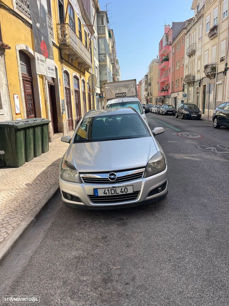 Opel Astra 1.3 CDTI Cosmo - 2