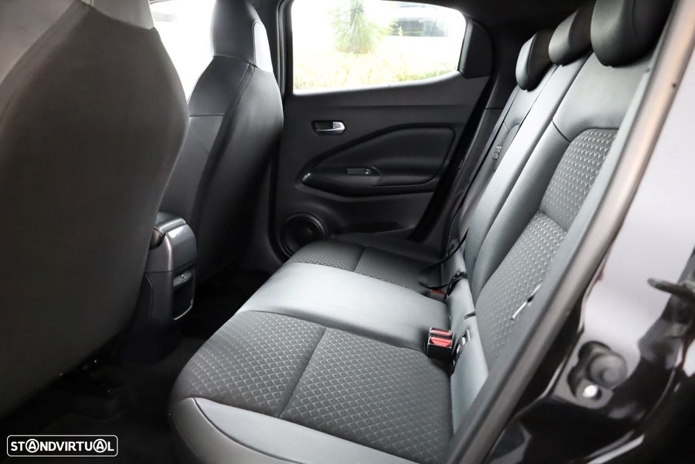 Nissan Juke 1.0 DIG-T N-Connecta DCT - 49