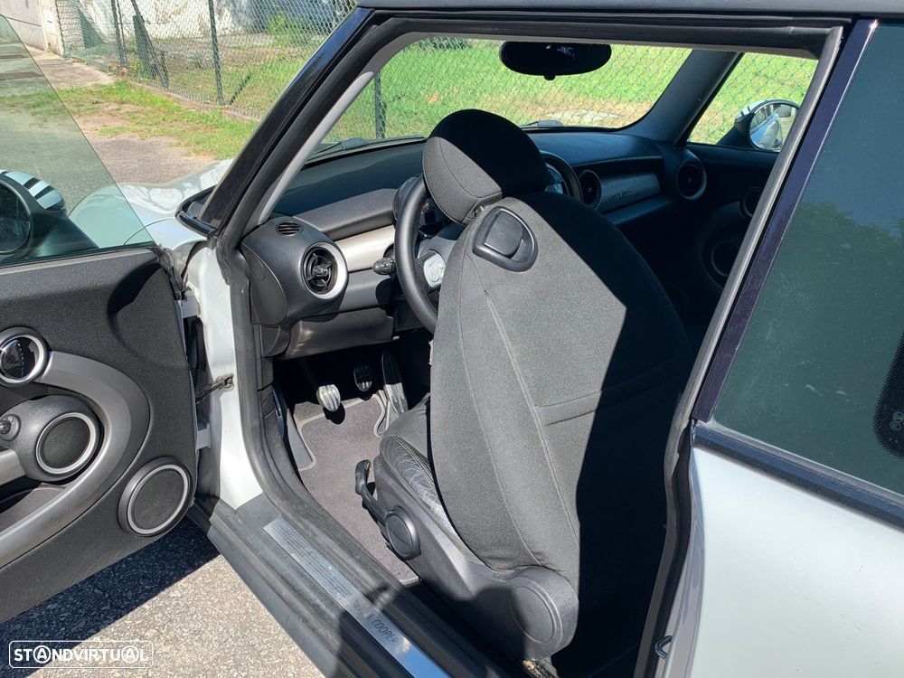 MINI Clubman Cooper D - 12