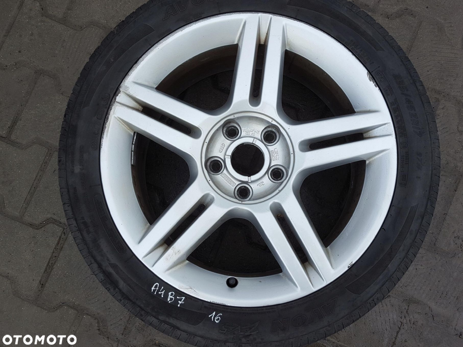 AUDI A4 B7 B6 FELGA ALUMINIOWA 17 5X112 8E0601025AS - 1