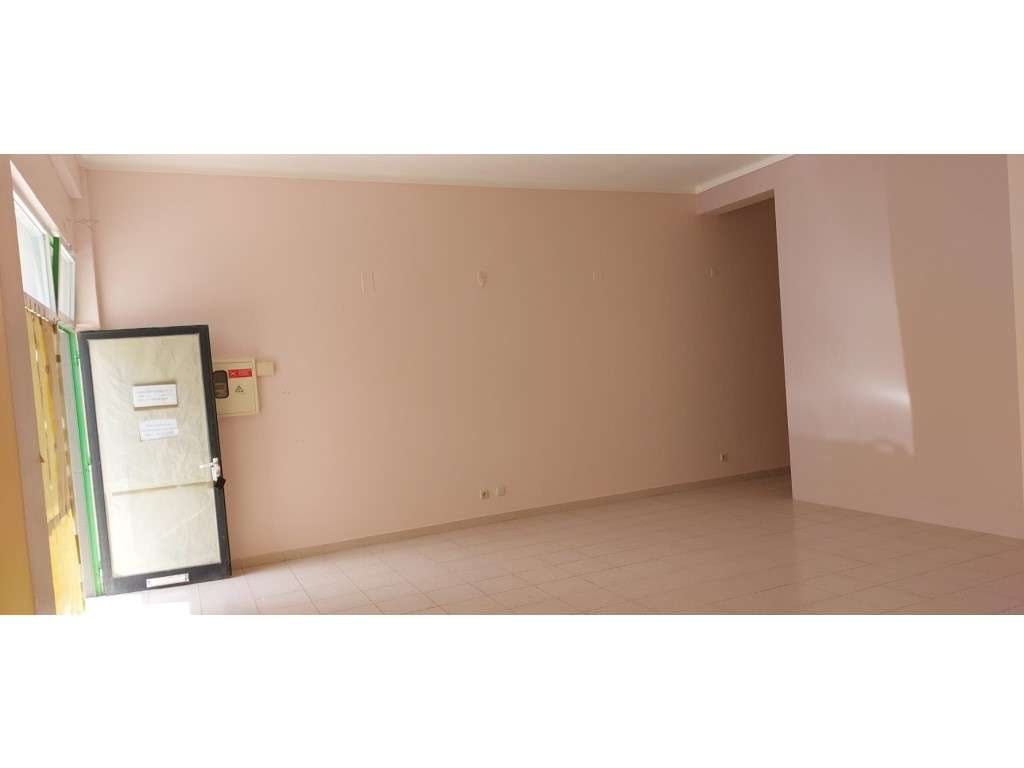 Loja para habitação na Praia da Vieira - Grande imagem: 3/11