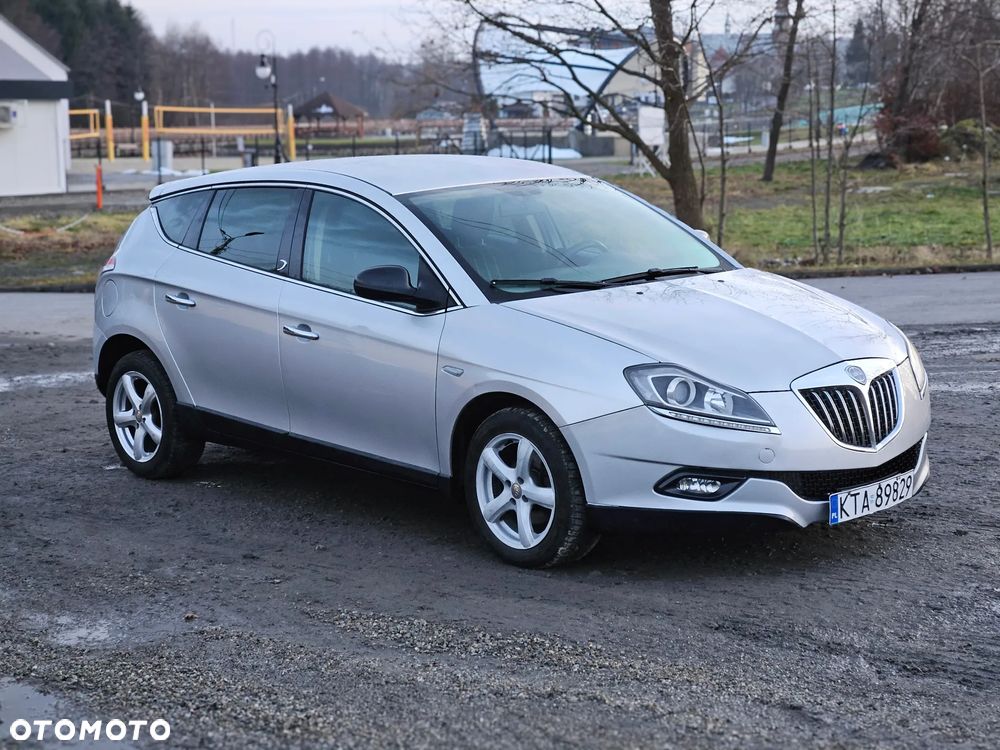 Lancia Delta 1.6 MultiJet 16v Oro - 1