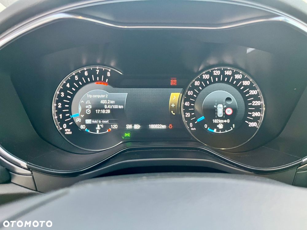 Ford Mondeo - 26