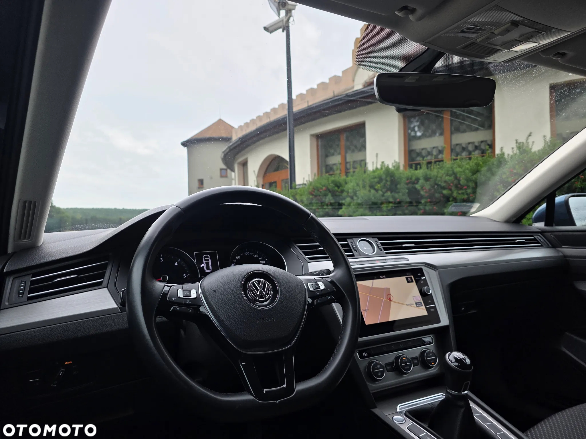 Volkswagen Passat 2.0 TDI BMT Trendline - 8