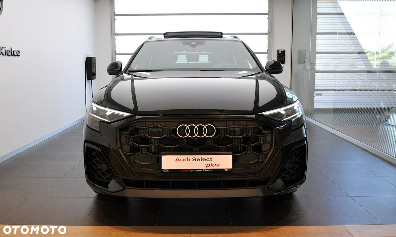 Audi Q8 - 6