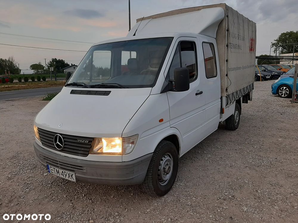 Mercedes-Benz Sprinter 321 D - 2