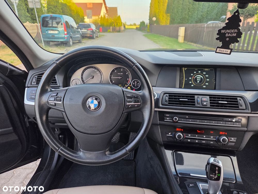 BMW Seria 5 520d - 17