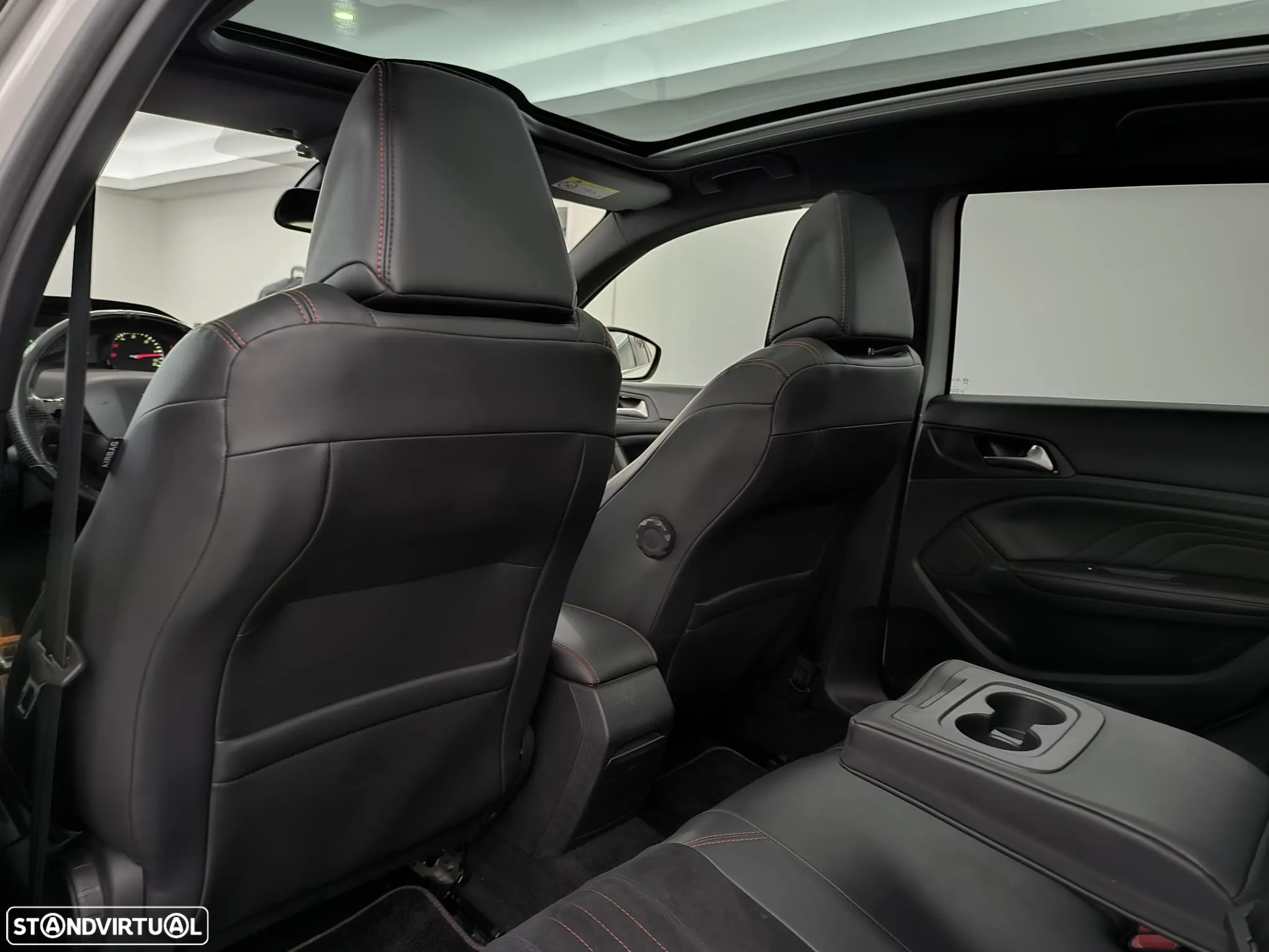 Peugeot 308 SW 2.0 BlueHDi GT Line - 29
