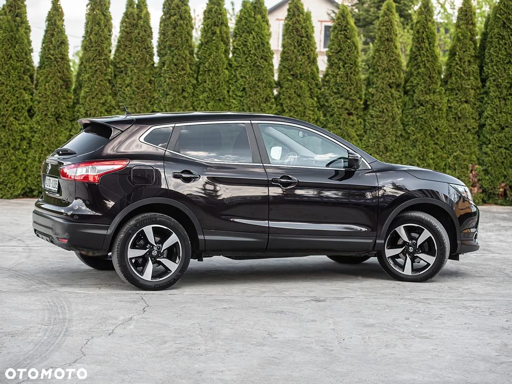 Nissan Qashqai 1.6 dCi DPF tekna - 15