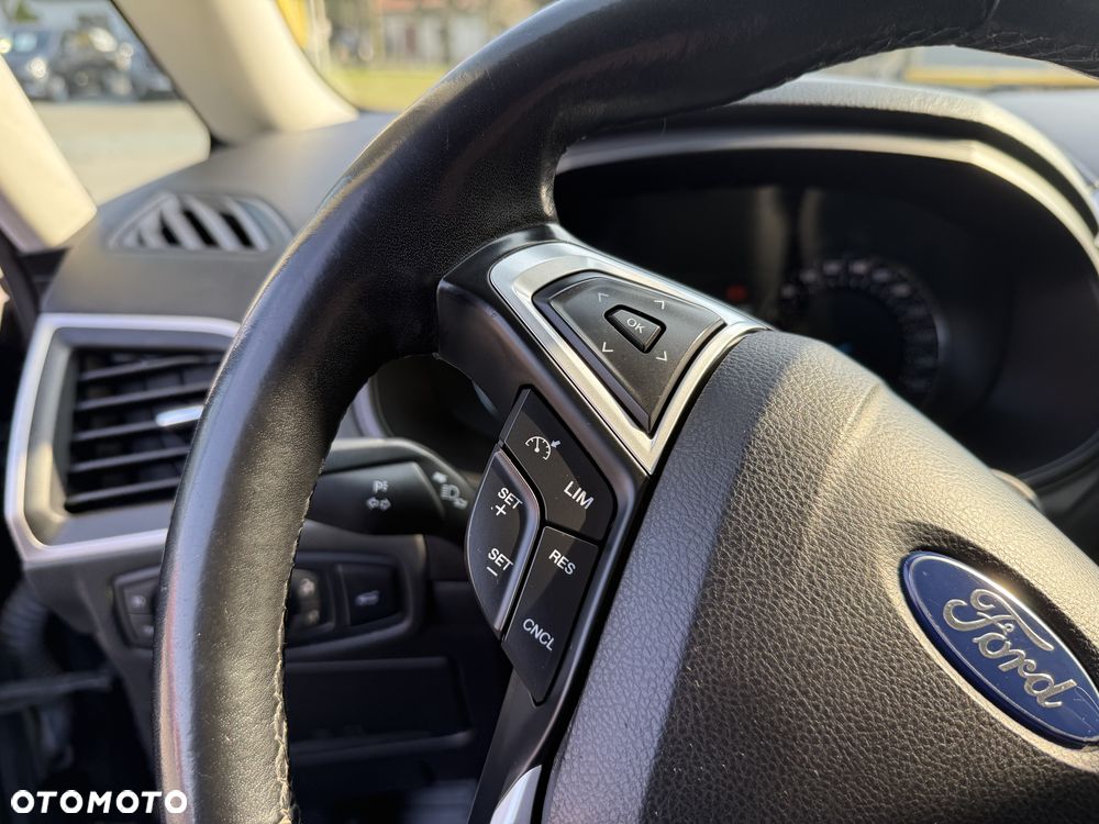 Ford Galaxy - 20