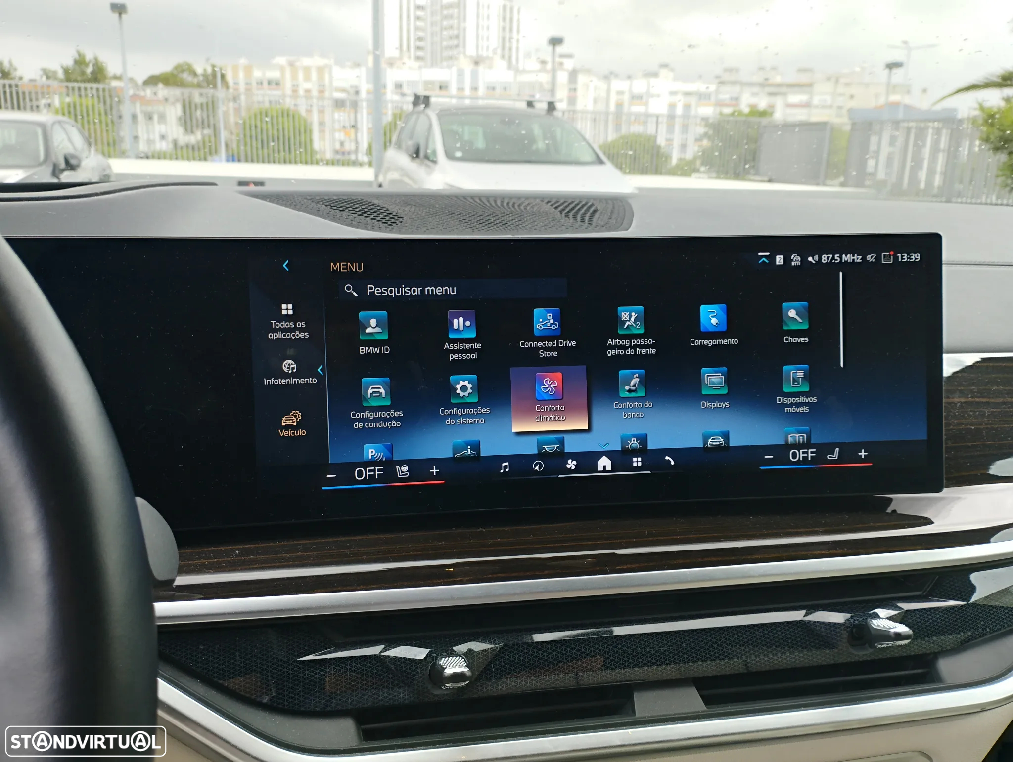 BMW X5 50 e xDrive Pack M Desportivo Pro - 39