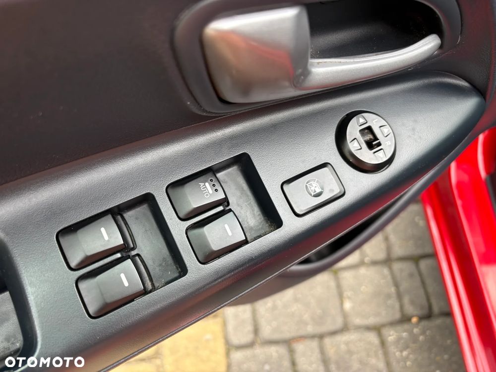 Kia Rio - 25