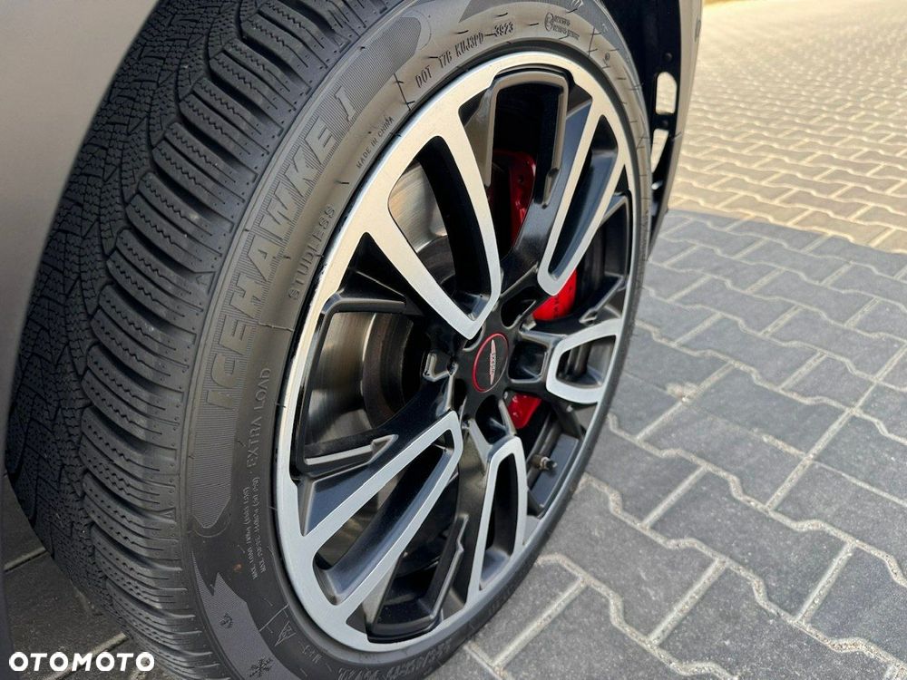 MINI John Cooper Works All4 - 40