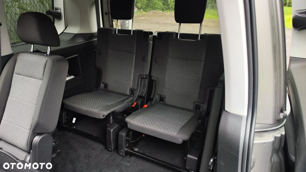 Ford Tourneo Connect 1.5 EcoBoost Titanium - 35