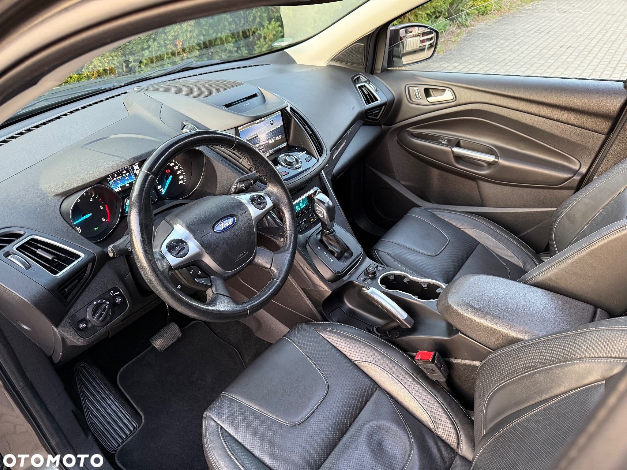 Ford Kuga 2.0 TDCi 4x4 Titanium - 10