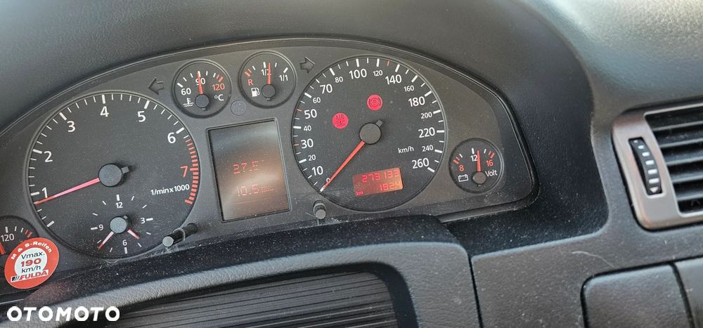 Audi A6 Limousine 2.4 - 5