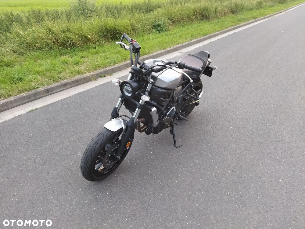 Yamaha XSR - 11