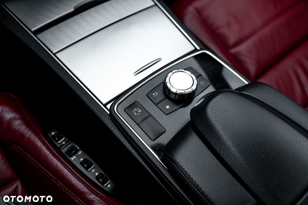 Mercedes-Benz Klasa E 250 7G-TRONIC - 32
