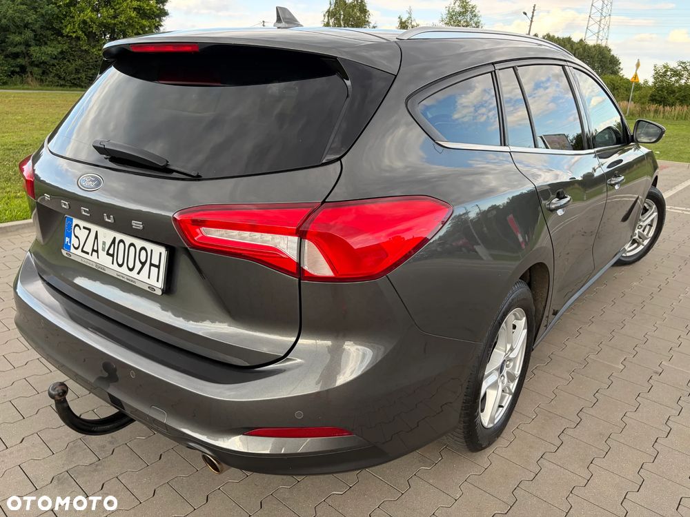 Ford Focus 1.5 EcoBlue Start-Stopp-System TITANIUM DESIGN - 18