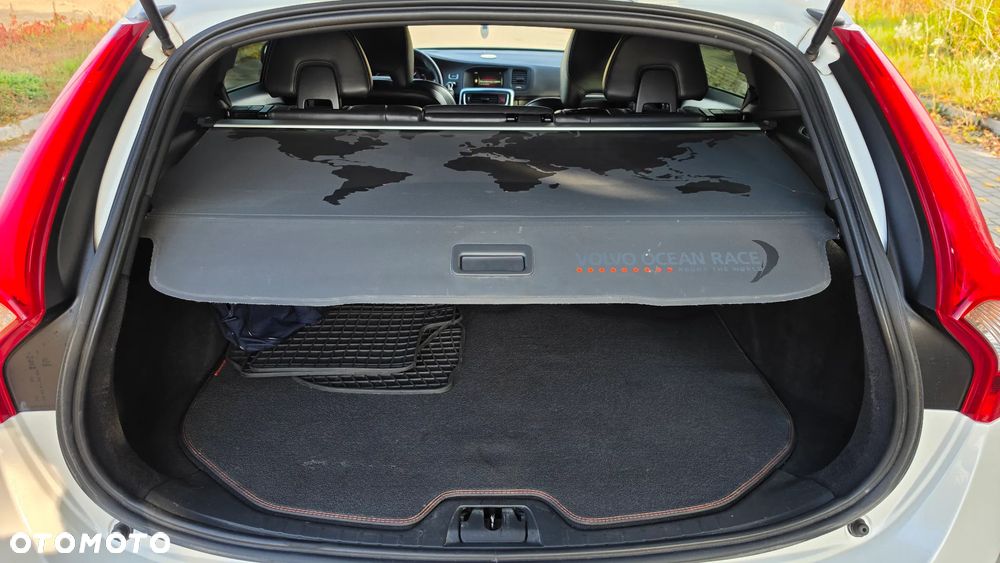 Volvo V60 D4 Drive-E Ocean Race - 18