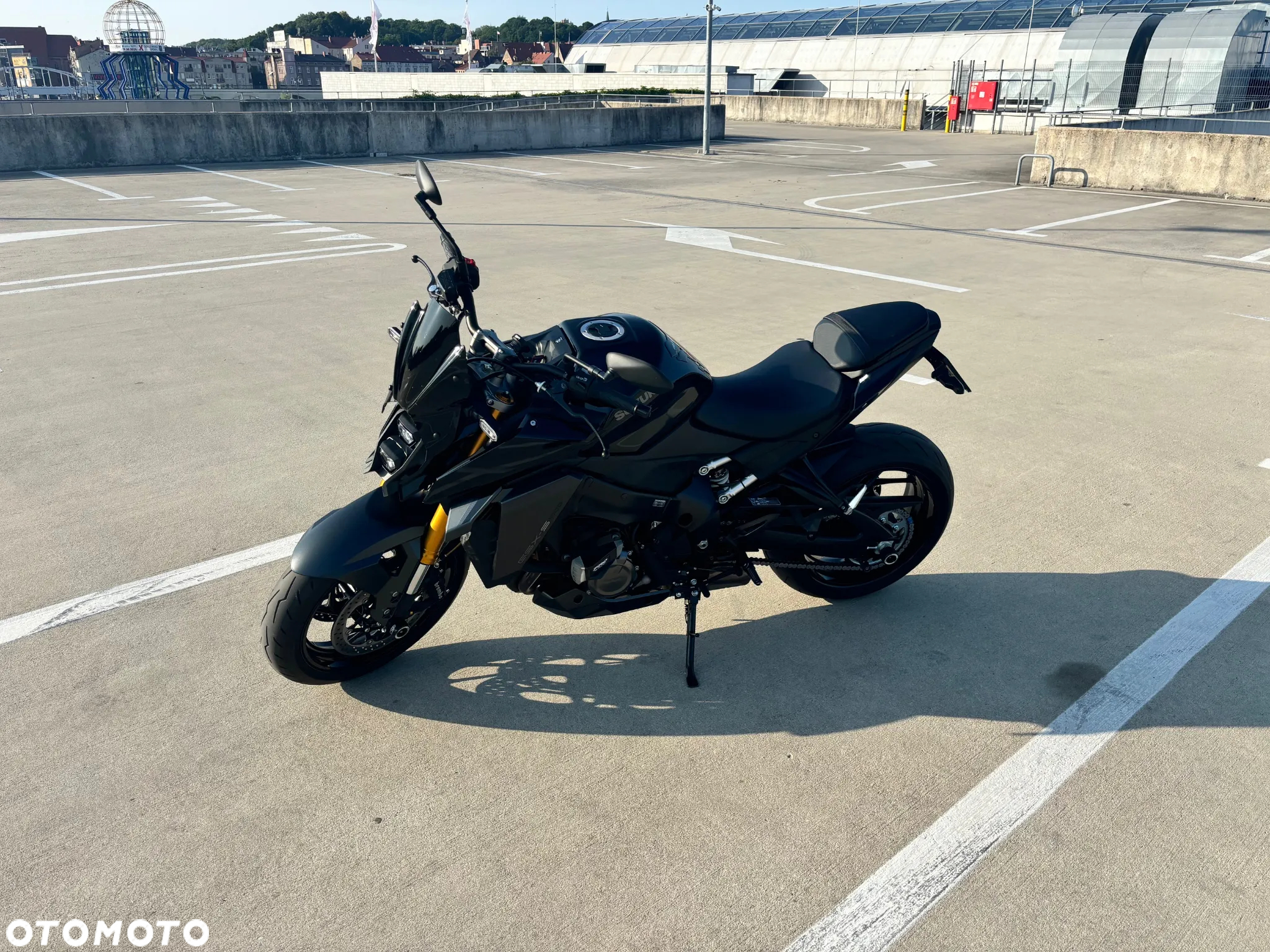 Suzuki GSX - 3