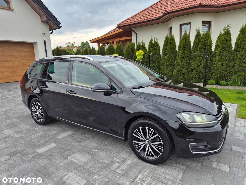 Volkswagen Golf 1.6 TDI BlueMotion Technology Allstar - 29