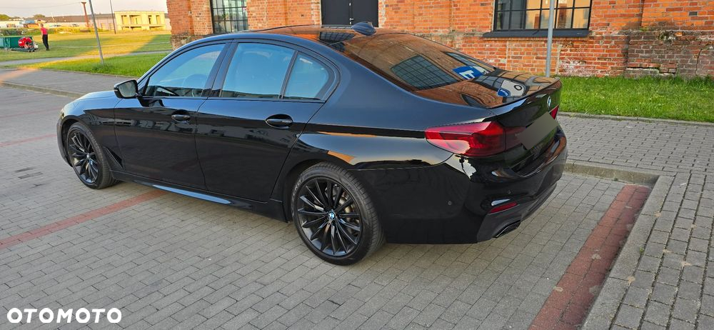 BMW Seria 5 520d xDrive - 4