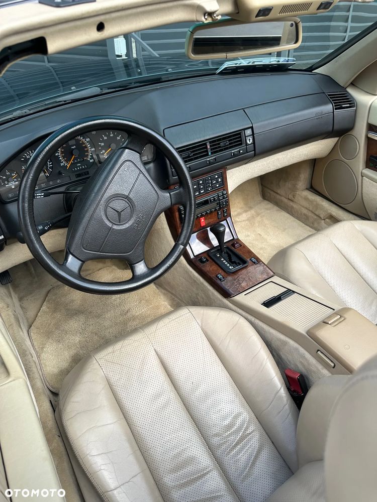 Mercedes-Benz SL - 29