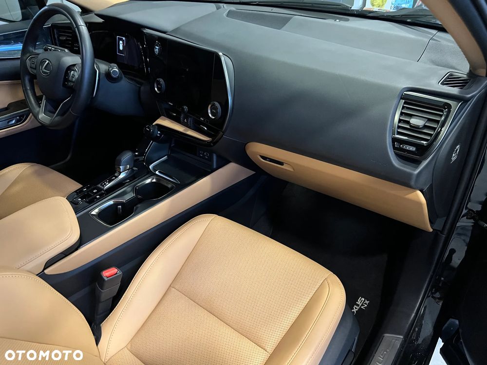 Lexus NX 350h Prestige 2WD - 10