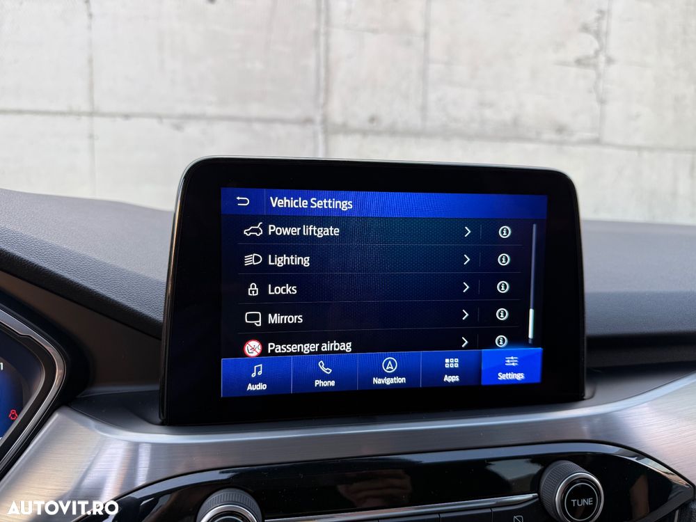 Ford Kuga - 20