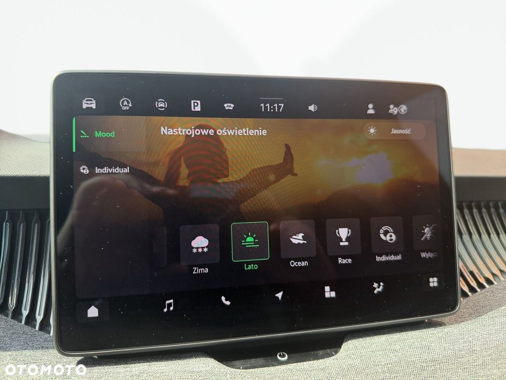 Skoda Superb 2.0 TDI SCR Selection DSG - 32