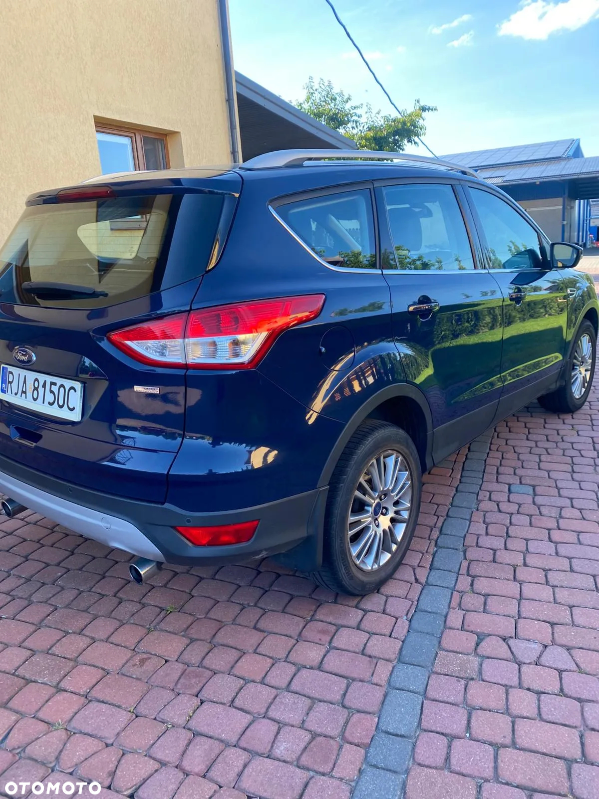 Ford Kuga - 2