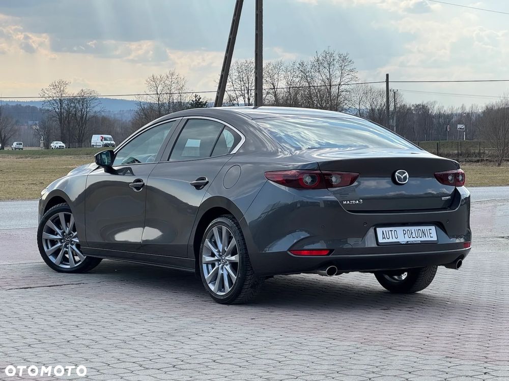 Mazda 3 - 4