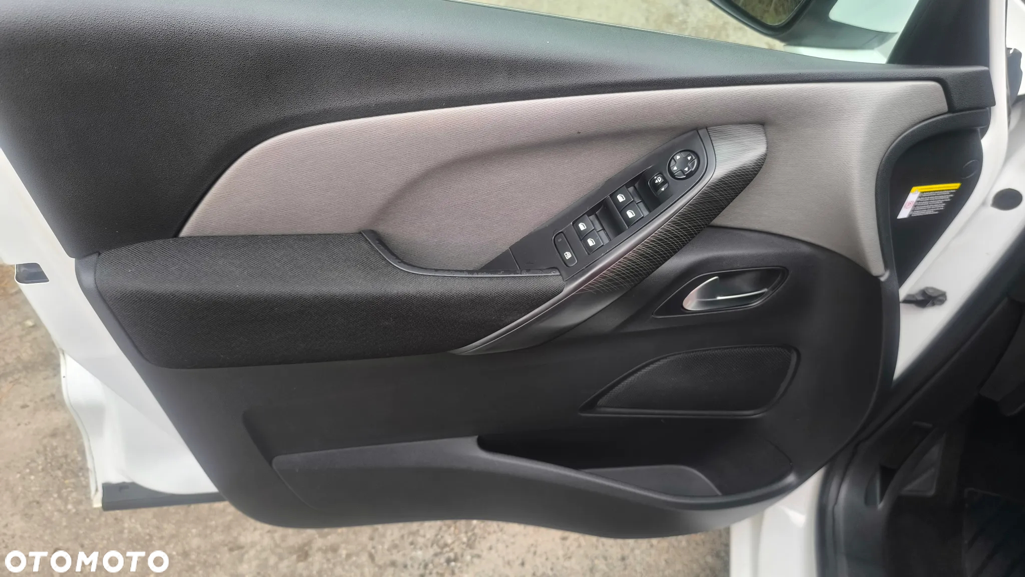 Citroën C4 Picasso 1.6 BlueHDi Shine S&S EAT6 - 12