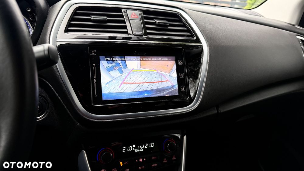 Suzuki SX4 S-Cross 1.0 T Premium 4WD - 21