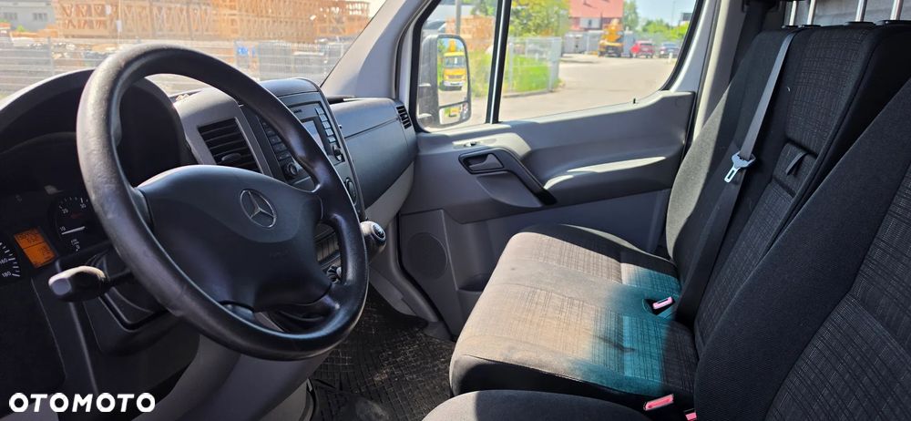Mercedes-Benz SPRINTER - 7