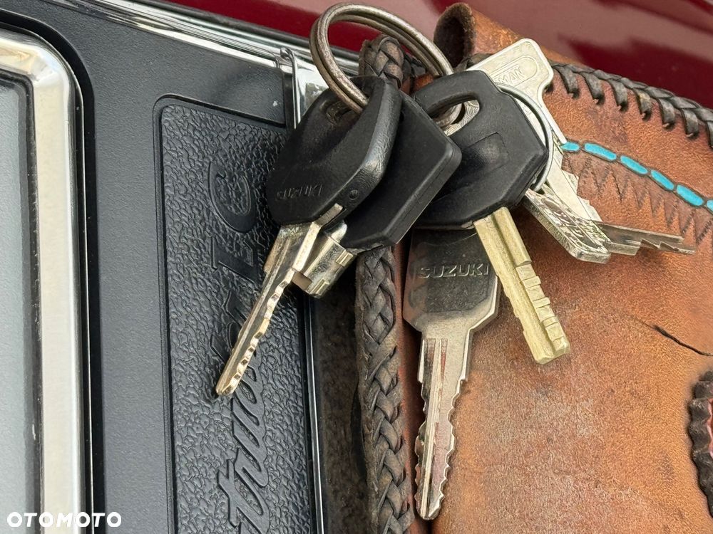 Suzuki Intruder - 40