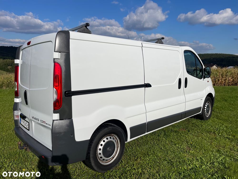 Opel Vivaro - 14