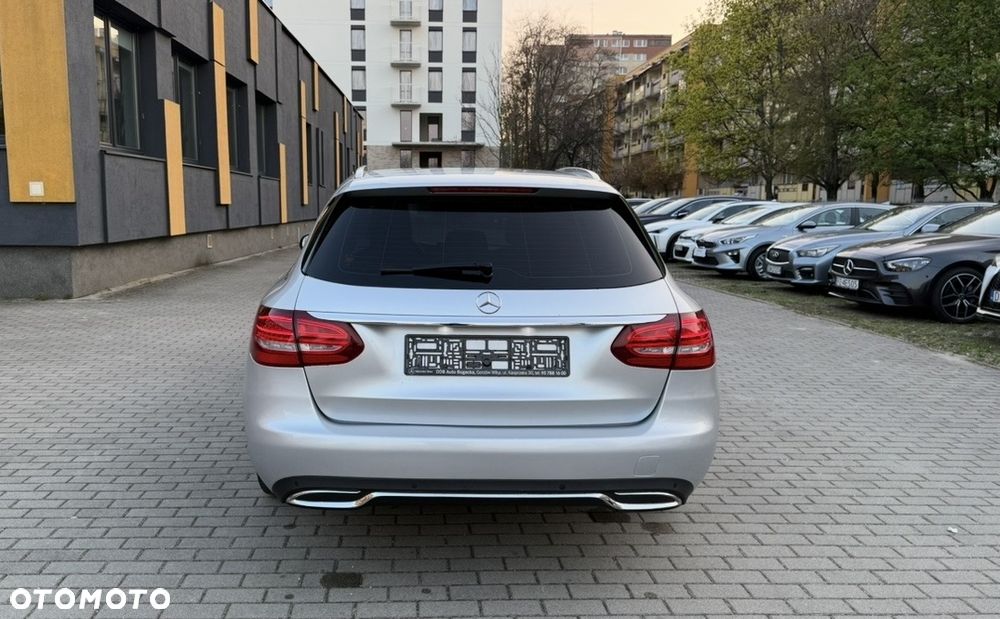 Mercedes-Benz Klasa C 180 7G-TRONIC - 10