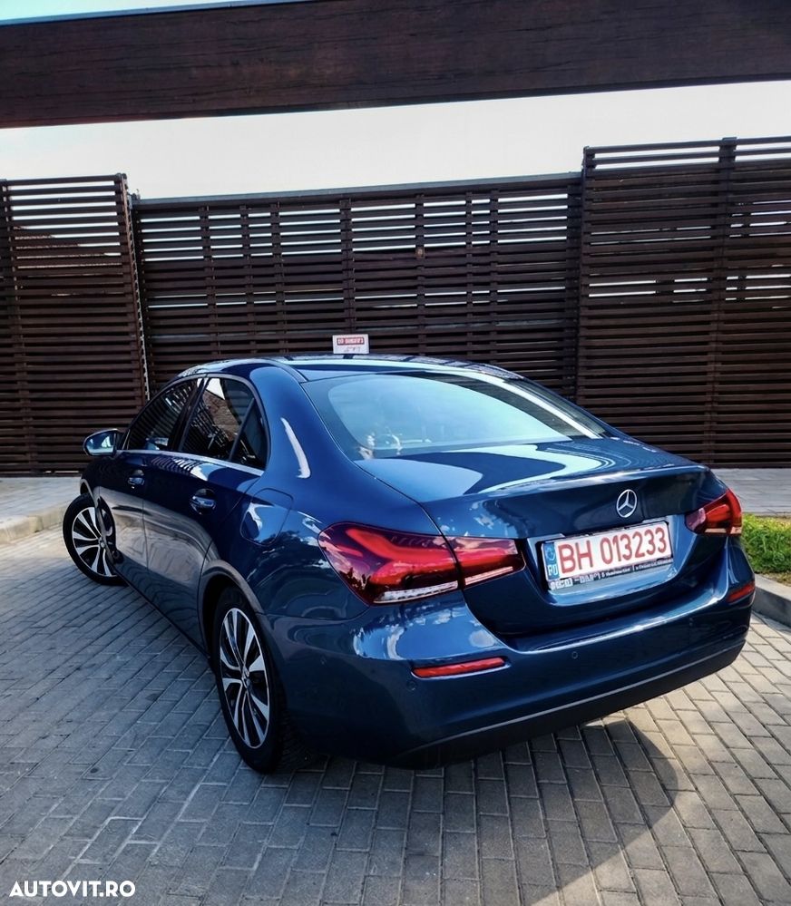 Mercedes-Benz A 180 d Sedan 8G-DCT - 5