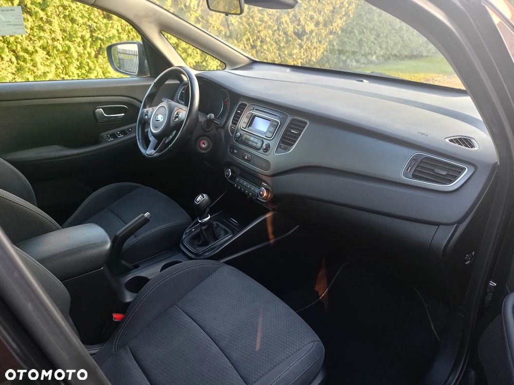 Kia Carens 1.7 CRDi 115 Dream-Team Edition - 6