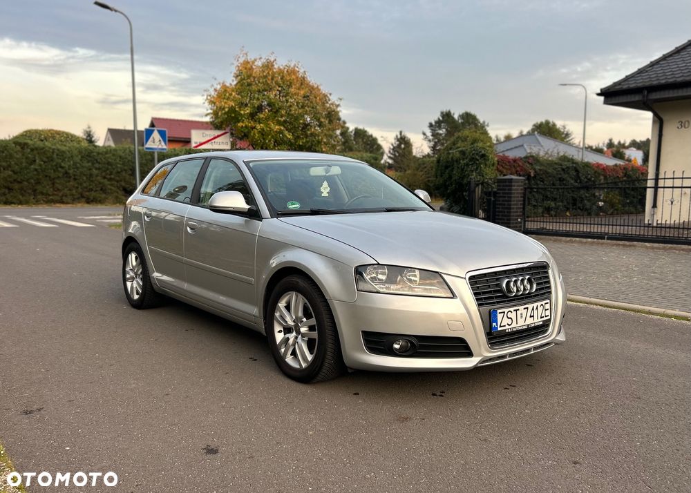 Audi A3 Sportback - 3