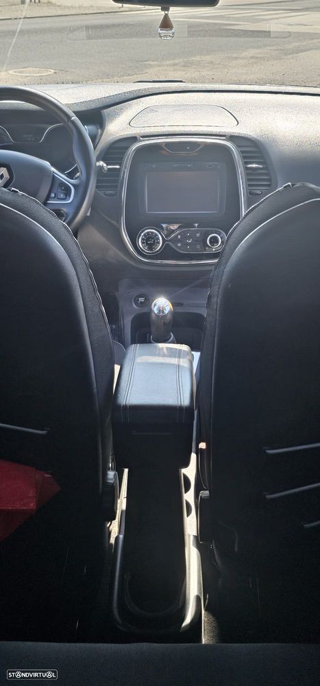 Renault Captur 1.5 dCi Exclusive - 12