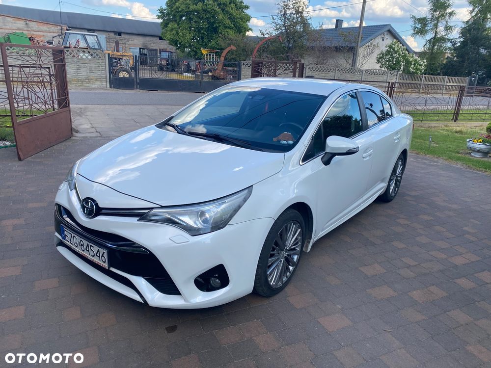 Toyota Avensis 2.0 D-4D Premium - 1