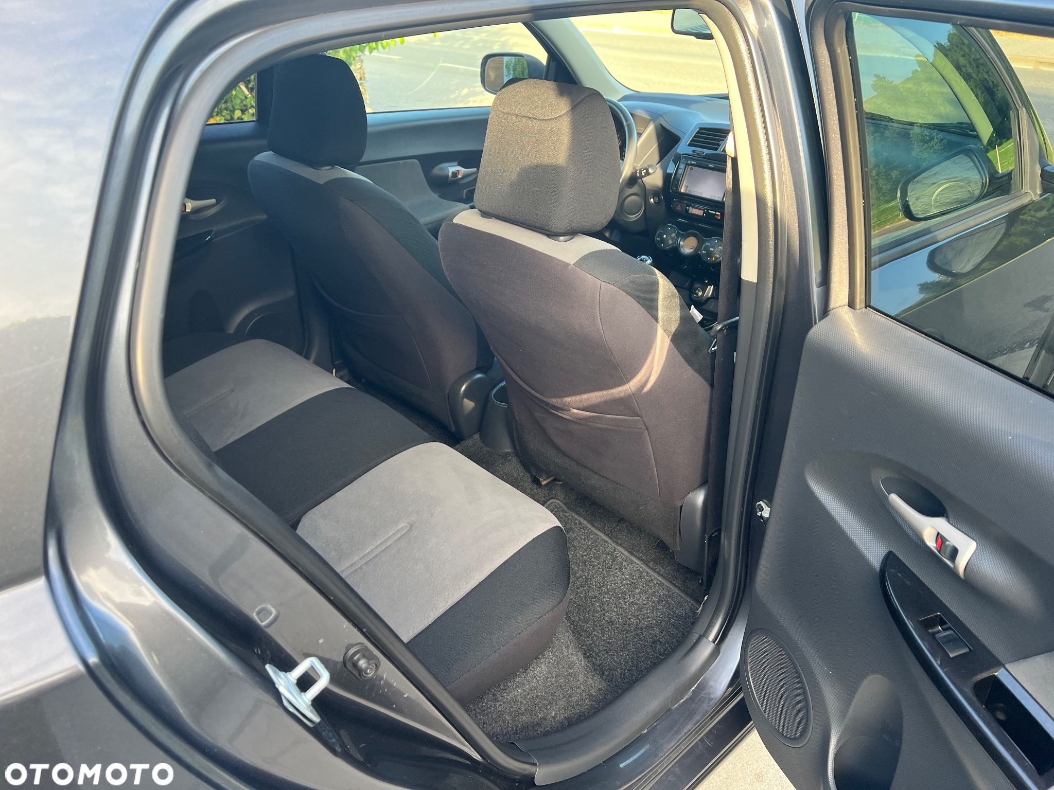 Toyota Urban Cruiser 1.4 D-4D Sol 4x4 - 23