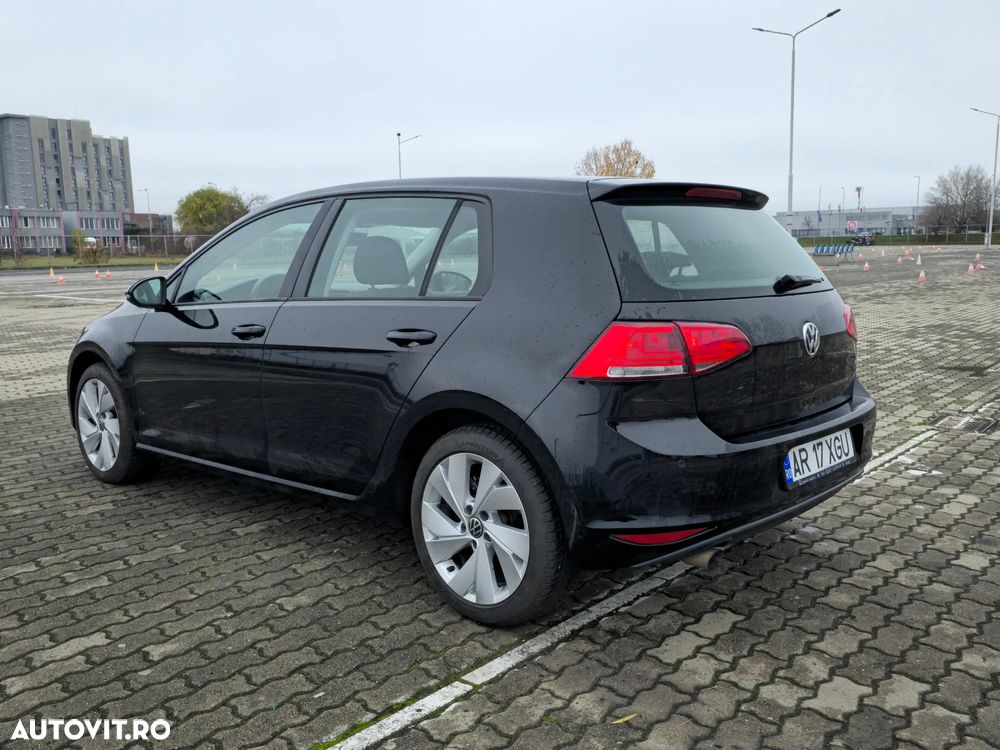 Volkswagen Golf 1.6 TDI DPF BlueMotion Technology Comfortline - 4