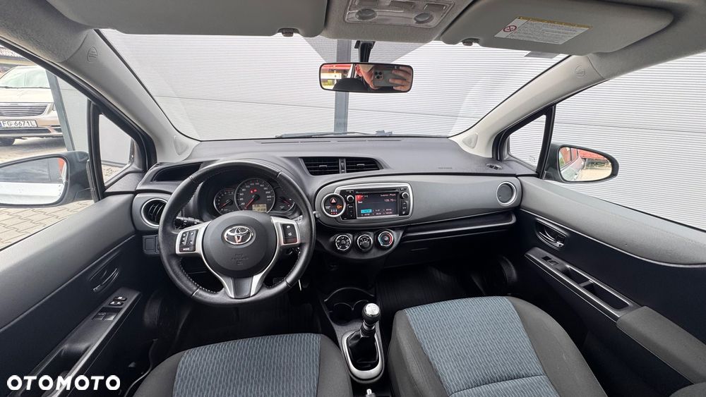 Toyota Yaris 1.3 VVT-i Luna - 28